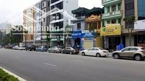 *Bán nhà 2 mặt tiền, đường Phạm Văn Nghị, gần bệnh viện Hoàn Mỹ, dt 204m2, giá 18,5 Tỷ