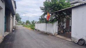 siêu hiếm giá mềm 85m2 mt4.5m hậu 4.8m full thổ tại mai đình. 100m ra kcn nội bài, đường oto thông