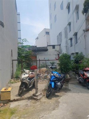 sát trường chinh, lô đất vip hxh ngang 5m nở hậu 80m. chỉ 7.2 tỷ