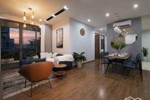 chính chủ bán căn hộ trinity tower, giá 4,8 tỷ, 67m2, 2pn, 2wc, view hồ, tầng trung, lh 