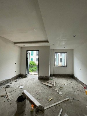 cần bán ngay nhà mặt phố mặt tiền đường 20m ngay trung tâm đức hòa - giá thương lượng