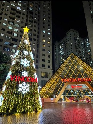 chính chủ cần chuyển nhượng căn hộ 98m2, 3pn + 2vs tại green stars, có ban công