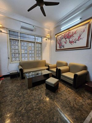 cho thuê căn hộ dịch vụ 60m2 giá 6tr ở hoàng ngân gần hoàng đạo thúy, lê văn lương, nhân chính