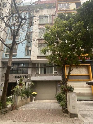 cho thuê nhà liền kề phố nguyễn khuyến, khu đô thị văn quán, hà đông. dt 100m2x5 tầng, mt 4.8m