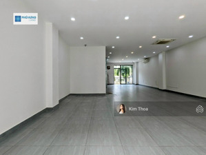 tầng trệt 7x22m tại vạn phúc city, sẵn vách kính, thoáng mát, máy lạnh, hầm để xe. giá tốt 17tr
