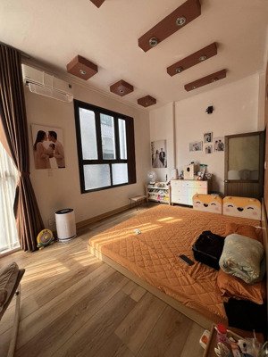 bán nhà đường thụy khuê cực gần mặt phố, thoáng sáng 35m2 giá chỉ 6,9 tỷ