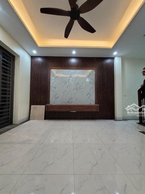 bán nhà mới koong - đẹp long lanh - ô tô đỗ cửa - cách ô tô tránh 30m - sát vinhomes op1 - tiện ích