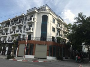 cho thuê căn góc kđt đại kim: 120m2, 4 tầng, thang máy, 50tr