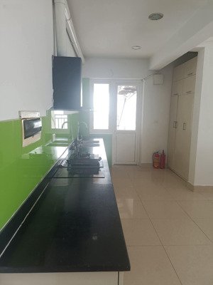 chính chủ cần bán căn 4 ngủ 155m2 tại ct10 kđt việt hưng, long biên. giá: 6.5 tỷ