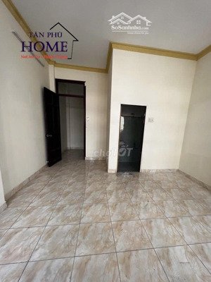 hxh ngay cầu xéo, gò dầu, 4x11m, đúc 3.5 tấm 3pn, sân thượng