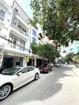 chính chủ bán đất mặt tiền phan huy chú dt 5x18m=91m2 vip đường 11.5 tỷ