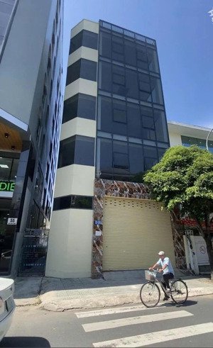 cho thuê toà nhà mới 57-57a hồ hảo hớn, phường cô giang quận 1.