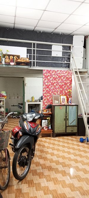 tôi chính chủ cần bán gấp căn nhà cấp 4 phường 15 quận 8 đường mai hắc đế