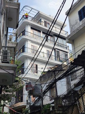 bán căn nhà mới xây tại hoàng hoa thám nhà lô góc xây mới 7 tầng thang máy chỉ 12tỷ