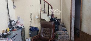 bán gấp nhà mặt phố giá cắt cổ chỉ 20.2 tỷ 4 tầng 56m2 mặt tiền 3.9 m tại ngọc lâm, long biên