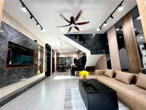 chính chủ gửi bán nhà 3 tầng đường bùi tấn diên, dt 110m2 giá 6.8 tỷ tl