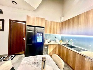 bán nhà 3 tầng đường huỳnh ngọc huệ, dt 103m2, giá 10 tỷ 9