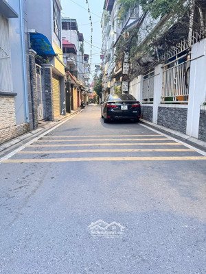 nhà thang máy gara phân lô hàng không gia thụy bồ đề - cầu chương dương - đa khoa tâm anh 45m2 6t