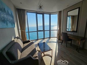bán căn góc view chính biển panorama nha trang. giá bán: 2,8tỷ. lh: ánh