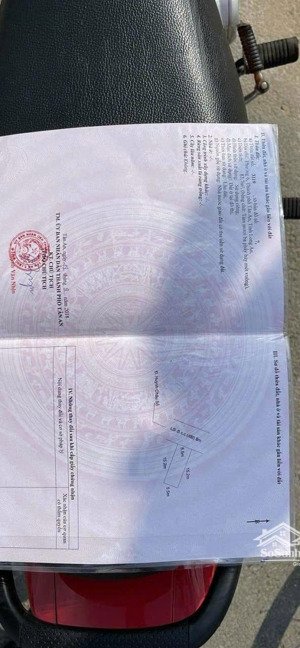 chủ ngộp bán căn nhà 1 trệt 1 lầu ngay trung tâm thành phố tân an, nhà mới ở ngay, sổ riêng giá rẻ