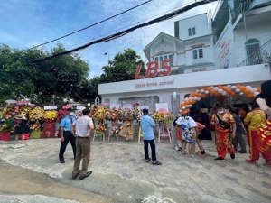 gấp! nhà mới xây mặt tiền đường nguyễn văn lượng, quận gò vấp