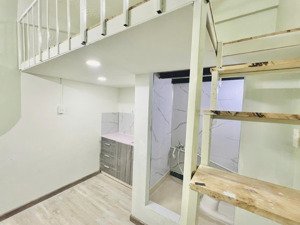 cho thuê phòng trọ có gác đường nguyễn đình chiểu, phường 5, quận 3, giá 4 tr/tháng có máy lạnh