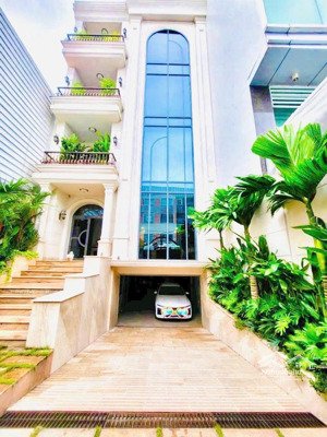 mt thương hiệu - tòa nhà nguyễn thị minh khai q1 - 7x26m - hầm + 9tầng hđt 188,64 tr - giá 79 tỷ tl