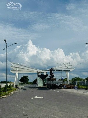 bán đất đối diện cảng phước đông, xã phước đông, cần đước, long an, 300 m2 giá tốt