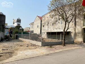 Cần Bán LÔ 111m2 ĐẤT 2 MẶT TIỀN SIÊU ĐẸP – HÀ HUY TẬP, TP VINH