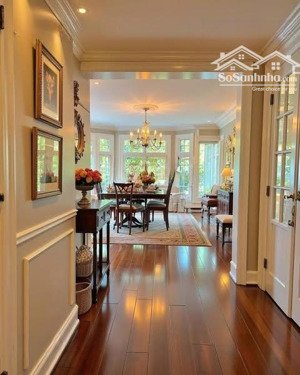 hoàn kiếm: căn hộ lô góc ~ 100m² - 3 ngủ - full nội thất, ô tô đỗ cửa cách bờ hồ 500 mét.