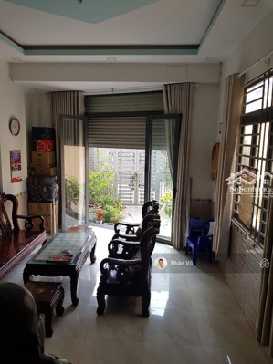13.5tỷ tl hẻm 10m, dt: 6.2mx22m (128m2). đúc 1lầu. nhà vô ở liền. đc: nguyễn hữu tiến, tân phú