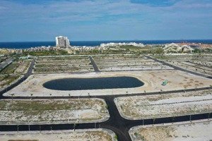 bán đất golden bay view trực diện hồ 6x18m giá 31 triệu/m2 lh: em mưa