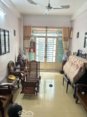 hàng xóm quận 1 - ngay phan đình phùng - 54m2 - 4 tầng - chỉ 8.1 tỷ (tl)