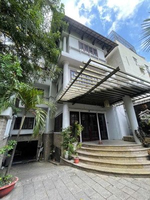 cho thuê villa 64d trương định, phường bến thành, quận 1