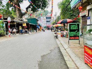 vị trí siêu đẹp - hồ đắc di - trung tâm đống đa - khu hiếm nhà bán - cách mặt phố 10m