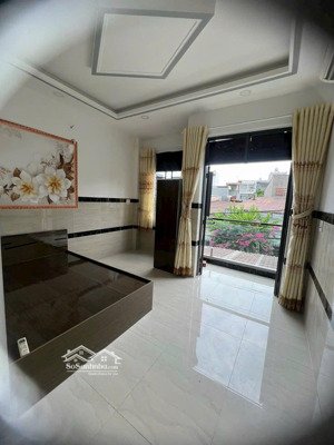 nhà mới 52m2 2tầng 3pn 2wc phạm văn chiêu