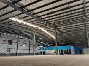 cho thuê kho siêu đẹp khu vực sân bay tân sơn nhất cạnh ga t2. cho thuê 7-10 năm