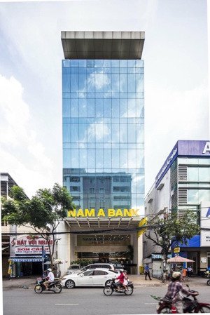 bán gấp tòa nhà building mặt tiền lê hồng phong, p3, q5 diện tích: 10 x 22m hầm 8 lầu hđt 350 triệu