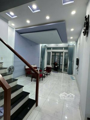 bán nhà đường số 30 dt 4 x 22m, nhà 2 lầu gía 10 tỷ, lh 