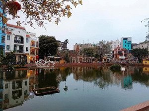 bán nhà phố triều khúc, 32m2, nhiều tiện ích