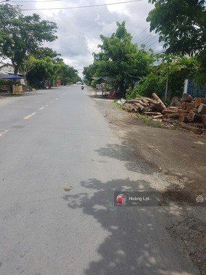 bán lô đất 350m²đã có full thổ ngay tỉnh lộ 826 tại ấp xóm chùa, tân lân,cần đước. 1.5ty
