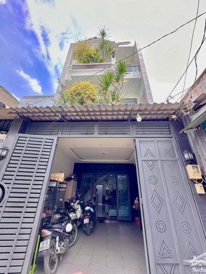 cần bán gấp nhà huỳnh đình hai quận bình thạnh. dt83m2/3tỷ48 gần ubnd bình thạnh, chợ bà chiểu 500m