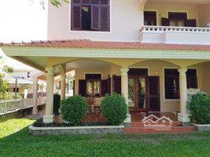 bán căn biệt thự domaine minh thành giá tốt sẵn hợp đồng thuê 13tr một tháng