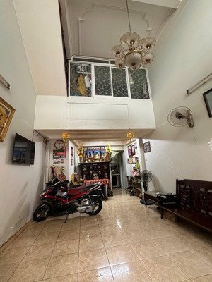 phú nhuận - hẻm 6m - gần mt phan đình phùng 75m2 (5.4x17m) - 3 tầng - không qh - chỉ 9.5 tỷ