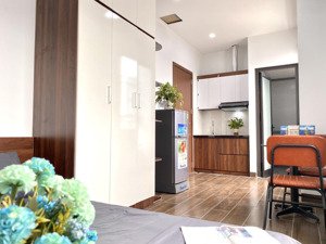 chính chủ cho thuê ccmn tại mễ trì ngay sau tòa kangnam giá chỉ 5tr2/tháng