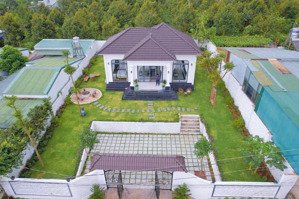 chủ kẹt tiền cần bán căn biệt thự 569m2, cách ql20 chỉ 5p di chuyển, có đầy đủ nội thất