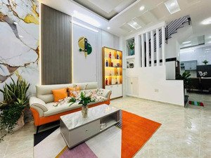 kẹt tiền bán gấp nhà hxh lê quang sung, 4 x 15, 4 tầng btct, 5pn 4wc, vài phút ra chợ bình tây