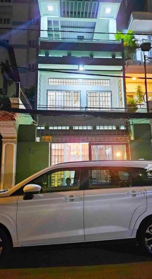cho thuê nhà 32/18 tân cảng, p25, bình thạnh - khu đường d - hẻm xe hơi - 4x18m