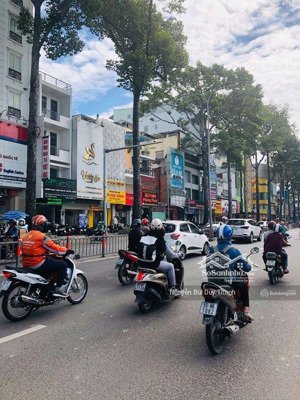 bán nhà siêu vị trí mặt tiền ung văn khiêm - dt: 9 x 30m - xd: hầm + 9 lầu - giá bán: 69 tỷ tl