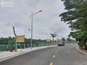 Bán lô siêu VIP , view Hồ Bảo Sơn, trung tâm thành phố Vĩnh Yên. Giá 21 tỷ